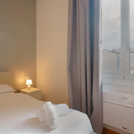 Le Dell'edera - Historic Palace With Old Town Views 4* Bologna