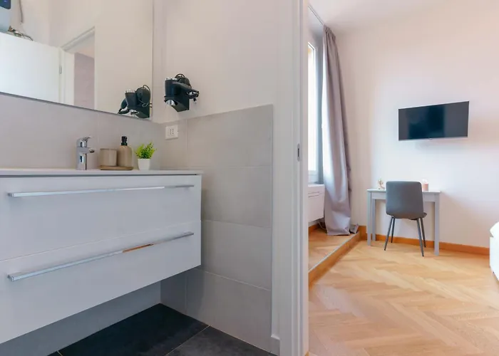 Le Dell'edera 4* Bologna